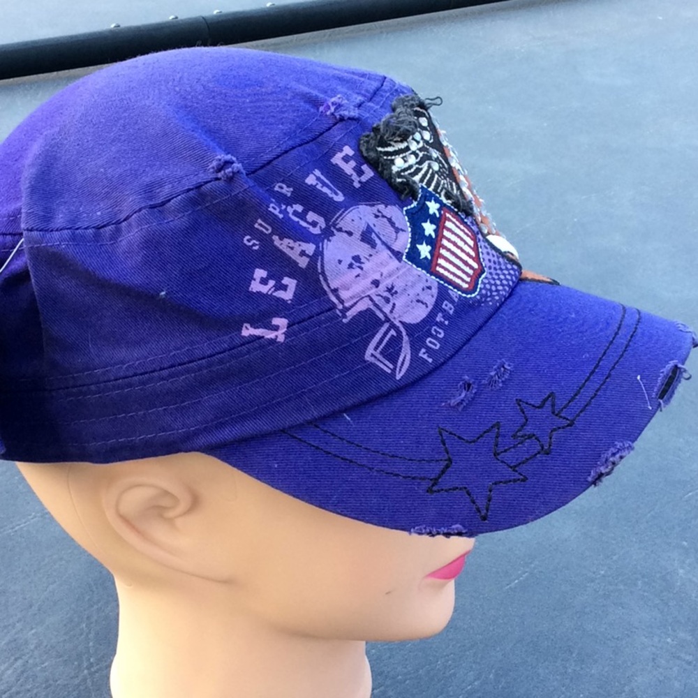 🧢Football Cap - Picture 2 of 6